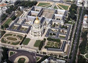 http://www.laderzi.com/france/Invalides_aerial_view.jpg